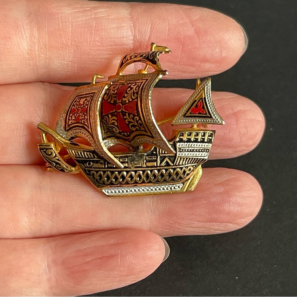 Vintage Spanish Damascene Gold Tone & Red Enamel … - image 1